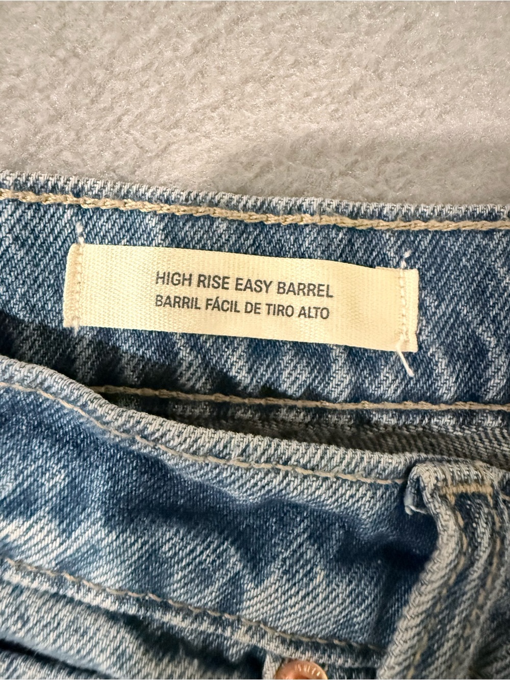 Universal Thread - Women’s High Rise Easy Barrel Jeans ( Size-10 NWOT / 16 NWT) - Picture 3 of 13
